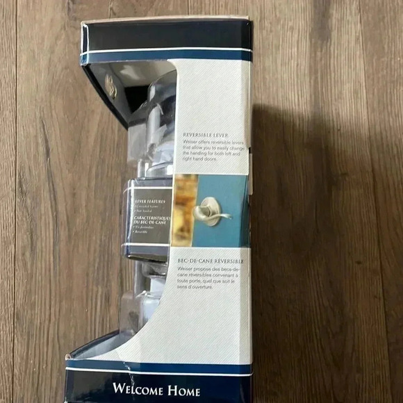 Weiser Bathroom/ Bedroom Door Handle - Brown - Picture 4 of 5